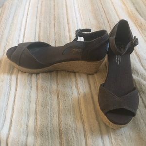 Toms Wedges
